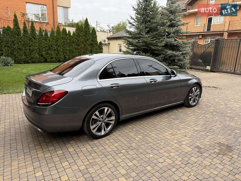 Седан Mercedes-Benz C-Class 2018 в Києві фото 8 Седан Mercedes-Benz C-Class 2018 в Києві