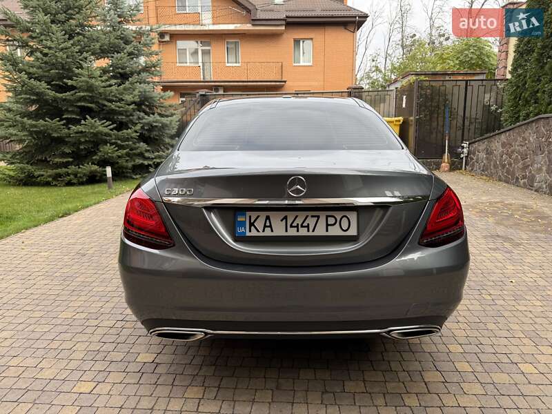 Седан Mercedes-Benz C-Class 2018 в Києві фото 9 Седан Mercedes-Benz C-Class 2018 в Києві