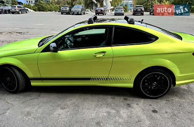 Седан Mercedes-Benz C-Class 2013 в Днепре