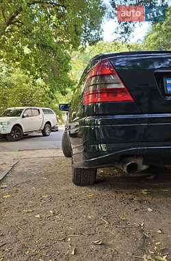 Седан Mercedes-Benz C-Class 1995 в 