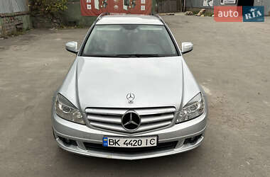 Універсал Mercedes-Benz C-Class 2009 в 