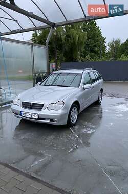 Универсал Mercedes-Benz C-Class 2003 в Житомире