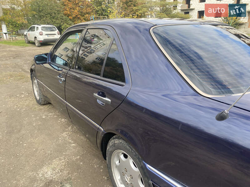Седан Mercedes-Benz C-Class 1996 в Кілії фото 10 Седан Mercedes-Benz C-Class 1996 в Кілії