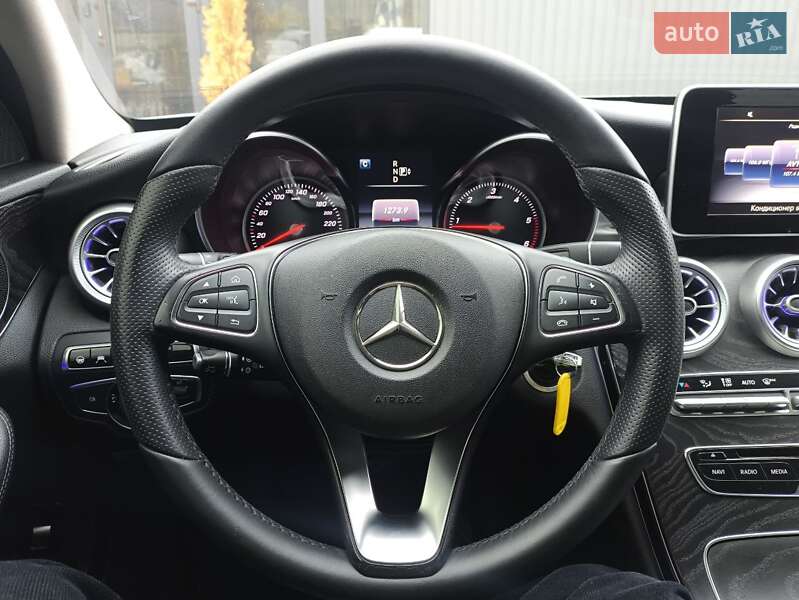 Універсал Mercedes-Benz C-Class 2015 в Києві