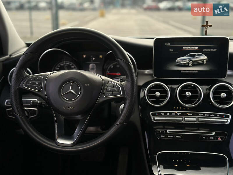 Седан Mercedes-Benz C-Class 2017 в Одессе