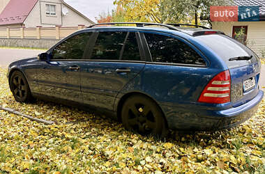 Универсал Mercedes-Benz C-Class 2002 в  фото 7 Универсал Mercedes-Benz C-Class 2002 в