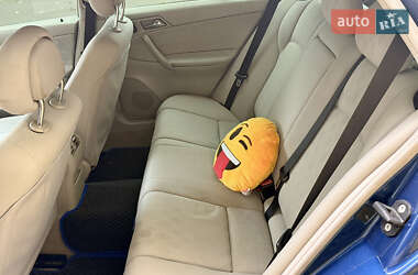 Универсал Mercedes-Benz C-Class 2002 в  фото 21 Универсал Mercedes-Benz C-Class 2002 в