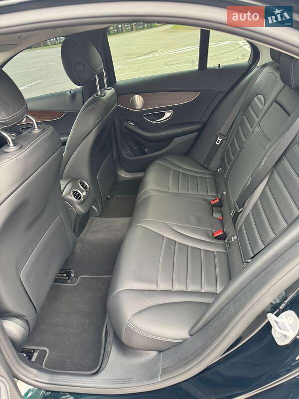 Седан Mercedes-Benz C-Class 2019 в Києві фото 28 Седан Mercedes-Benz C-Class 2019 в Києві