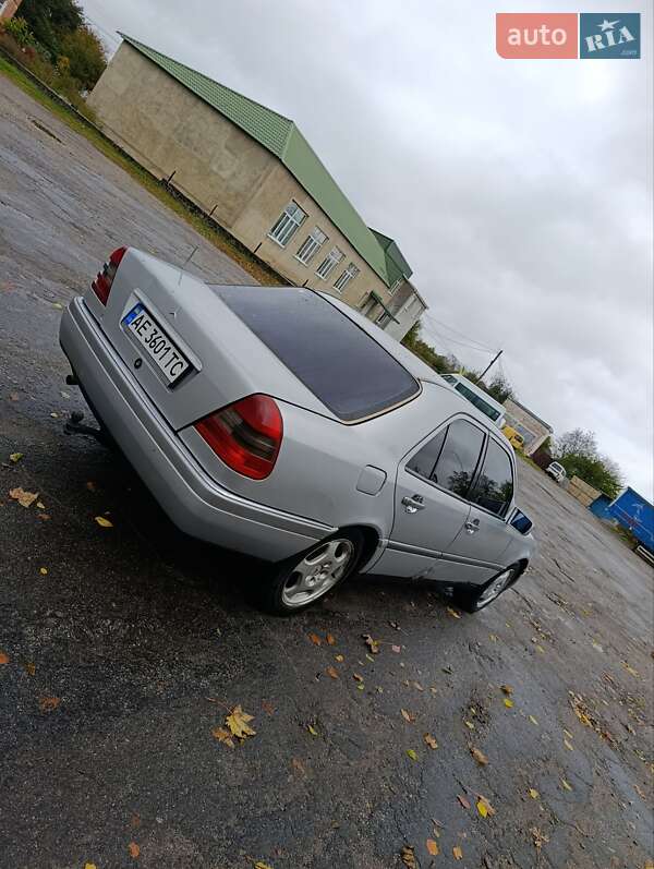 Седан Mercedes-Benz C-Class 1995 в Жмеринке фото 30 Седан Mercedes-Benz C-Class 1995 в Жмеринке