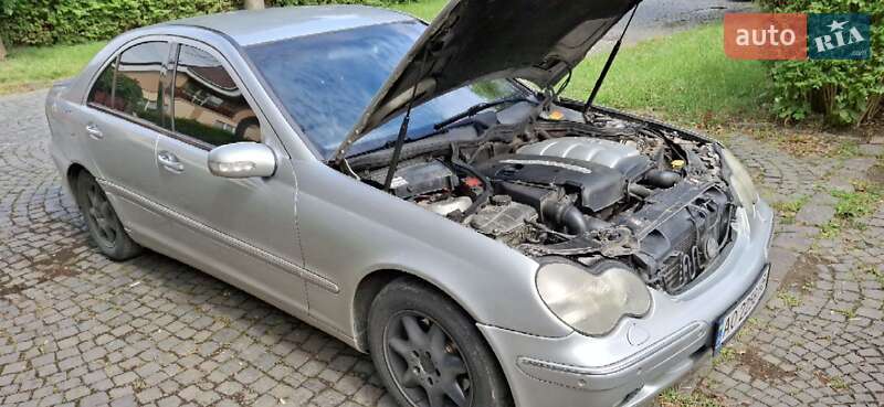 Седан Mercedes-Benz C-Class 2001 в Ужгороде