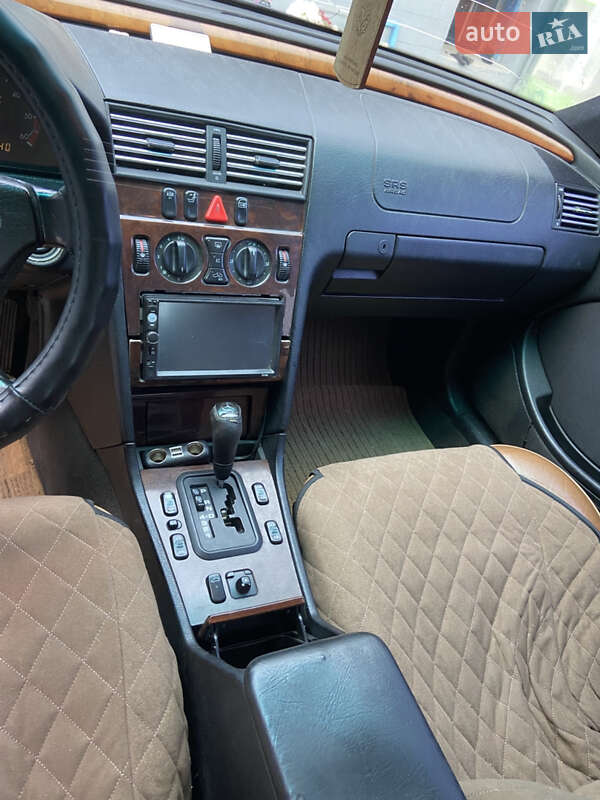 Седан Mercedes-Benz C-Class 1998 в Тернополі фото 3 Седан Mercedes-Benz C-Class 1998 в Тернополі