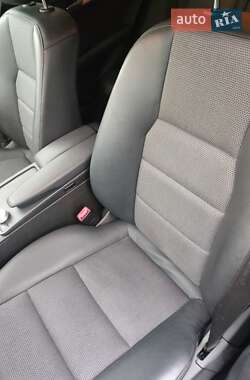 Седан Mercedes-Benz C-Class 2010 в 