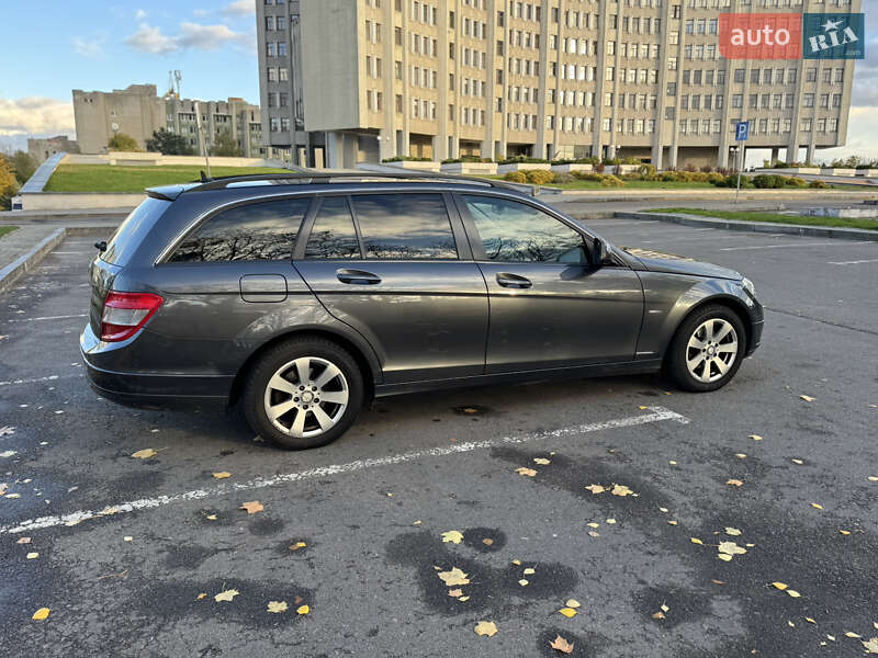 Універсал Mercedes-Benz C-Class 2008 в Львові фото 11 Універсал Mercedes-Benz C-Class 2008 в Львові