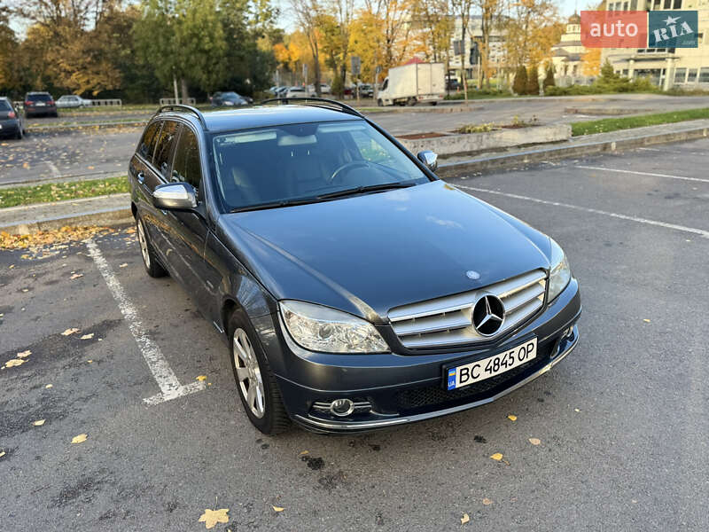 Універсал Mercedes-Benz C-Class 2008 в Львові фото 15 Універсал Mercedes-Benz C-Class 2008 в Львові
