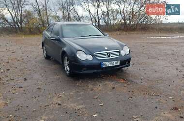 Купе Mercedes-Benz C-Class 2001 в 