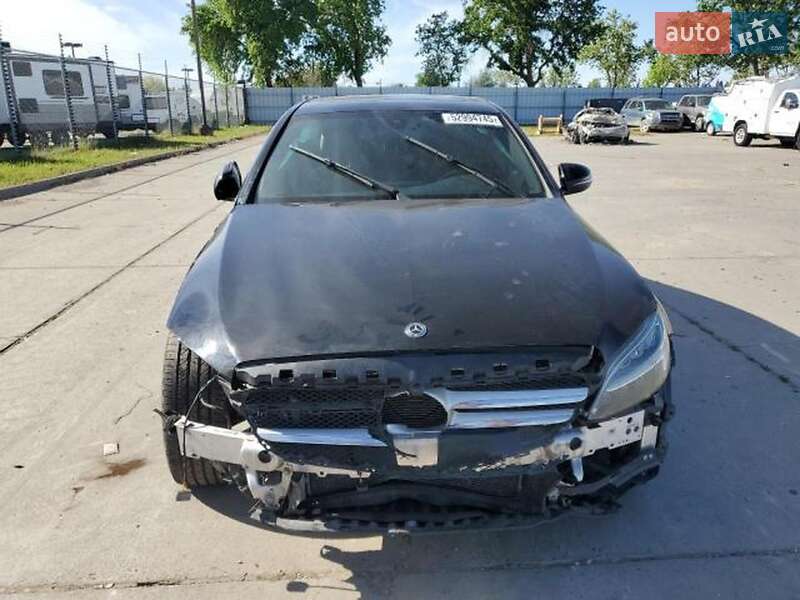 Седан Mercedes-Benz C-Class 2021 в Києві