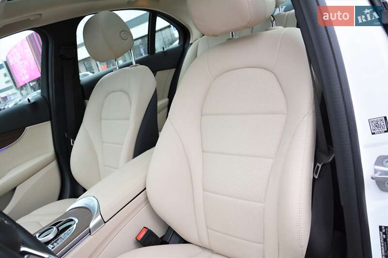 Седан Mercedes-Benz C-Class 2019 в Киеве