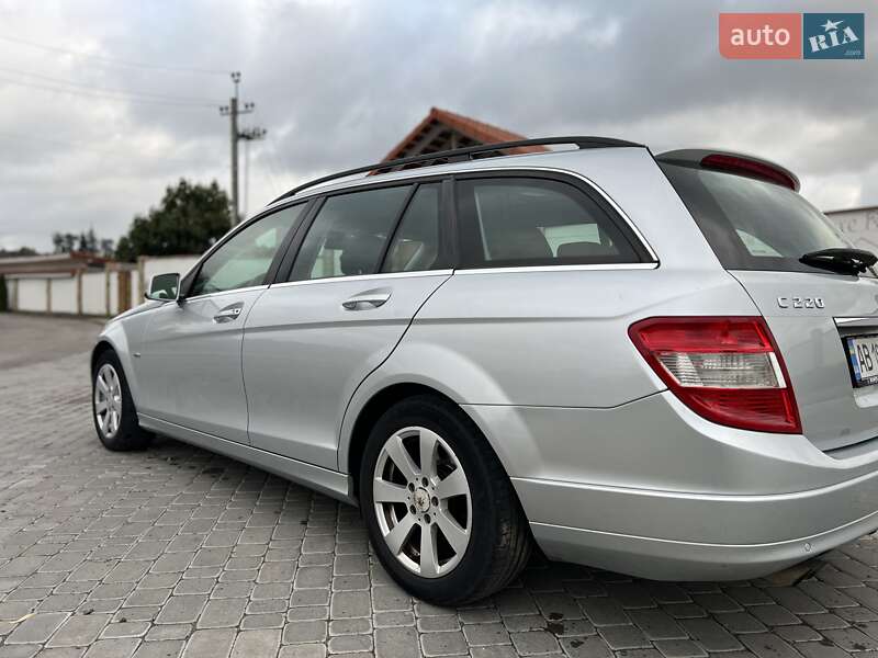 Универсал Mercedes-Benz C-Class 2011 в Виннице