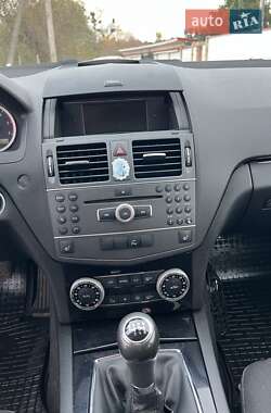 Универсал Mercedes-Benz C-Class 2011 в 