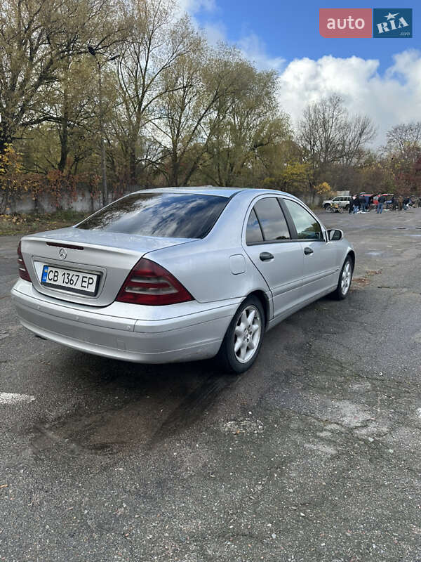 Седан Mercedes-Benz C-Class 2002 в Чернигове фото 3 Седан Mercedes-Benz C-Class 2002 в Чернигове