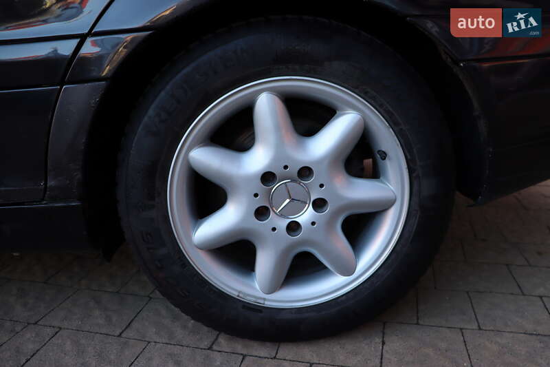 Седан Mercedes-Benz C-Class 2002 в Львове фото 8 Седан Mercedes-Benz C-Class 2002 в Львове