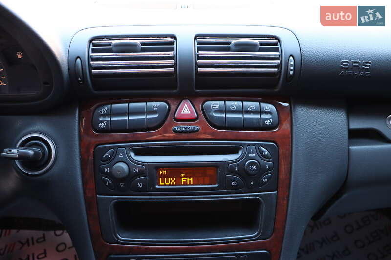 Седан Mercedes-Benz C-Class 2002 в Львове фото 17 Седан Mercedes-Benz C-Class 2002 в Львове