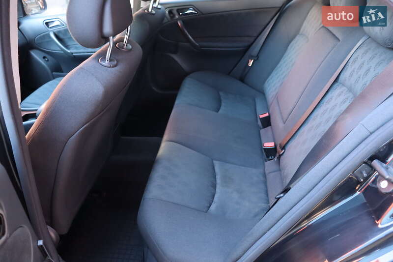 Седан Mercedes-Benz C-Class 2002 в Львове фото 26 Седан Mercedes-Benz C-Class 2002 в Львове