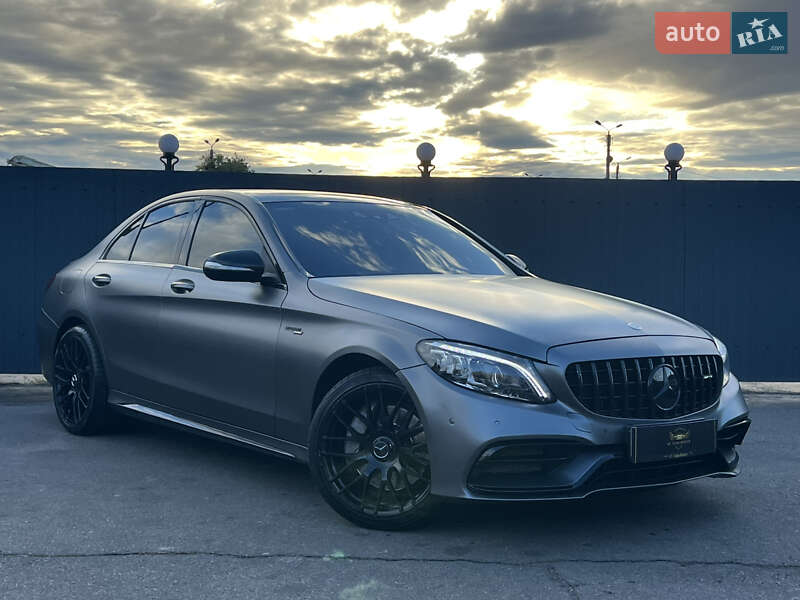 Седан Mercedes-Benz C-Class 2015 в 