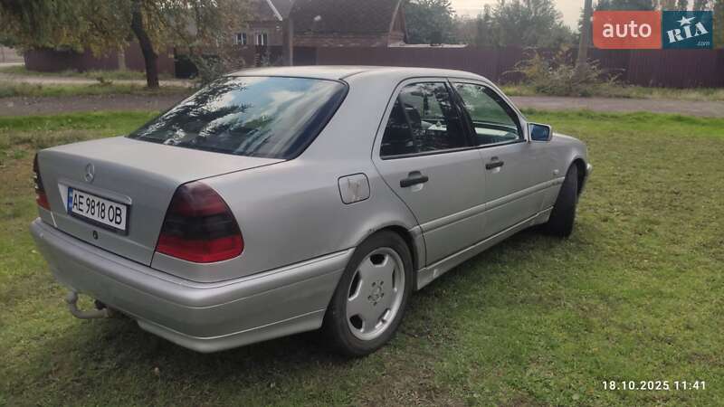 Седан Mercedes-Benz C-Class 1999 в Кривом Роге фото 4 Седан Mercedes-Benz C-Class 1999 в Кривом Роге