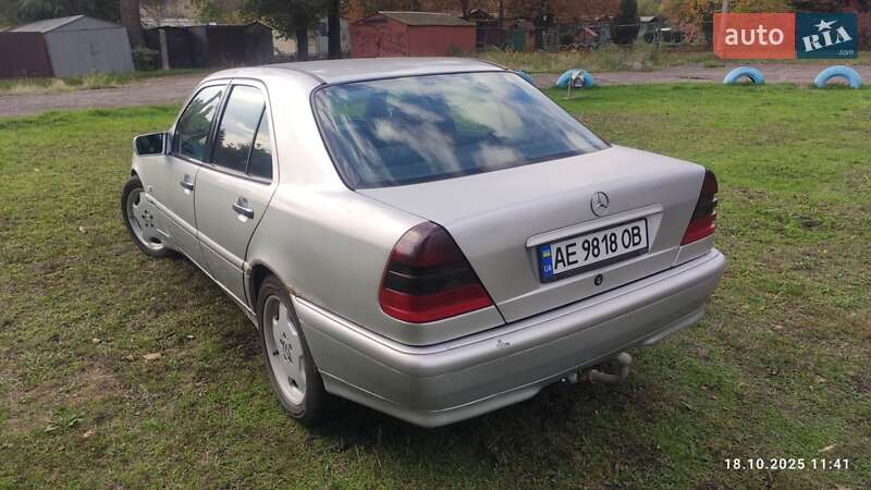 Седан Mercedes-Benz C-Class 1999 в Кривом Роге фото 7 Седан Mercedes-Benz C-Class 1999 в Кривом Роге