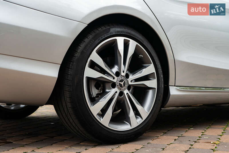 Седан Mercedes-Benz C-Class 2019 в Києві фото 26 Седан Mercedes-Benz C-Class 2019 в Києві