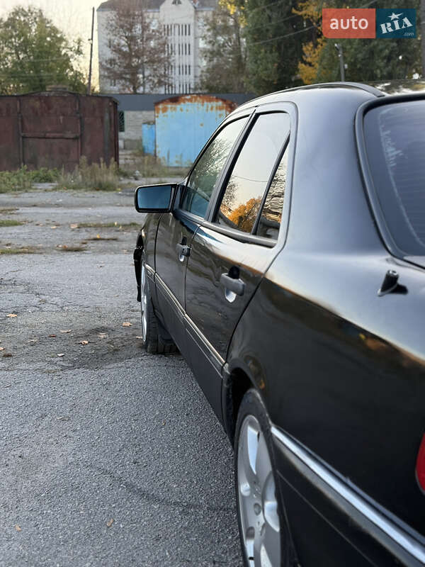 Седан Mercedes-Benz C-Class 1995 в Казатине фото 21 Седан Mercedes-Benz C-Class 1995 в Казатине