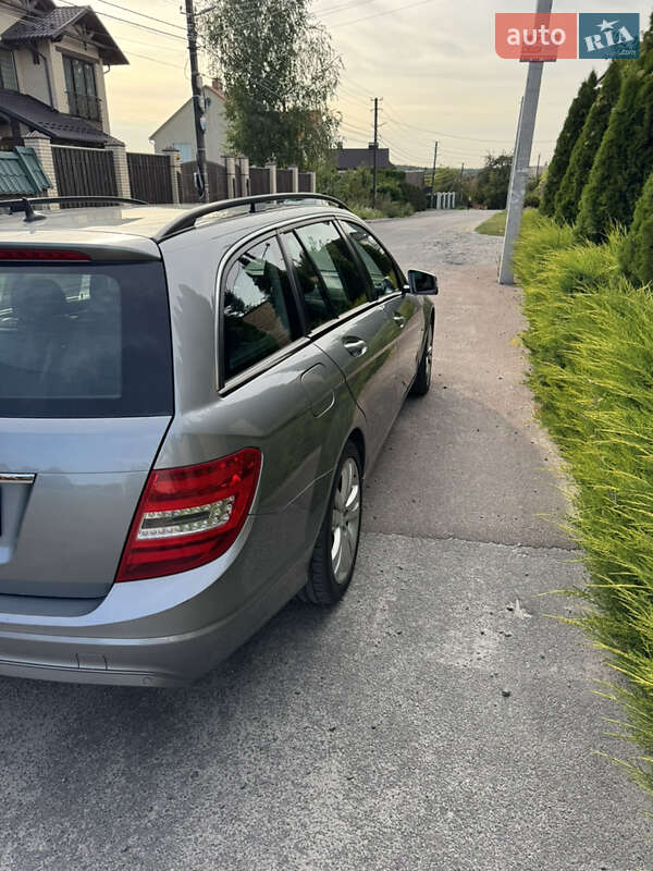 Универсал Mercedes-Benz C-Class 2011 в Виннице