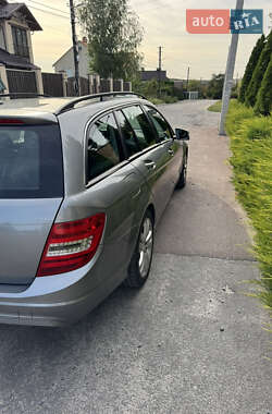 Универсал Mercedes-Benz C-Class 2011 в 