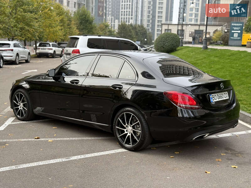 Седан Mercedes-Benz C-Class 2016 в Киеве фото 9 Седан Mercedes-Benz C-Class 2016 в Киеве