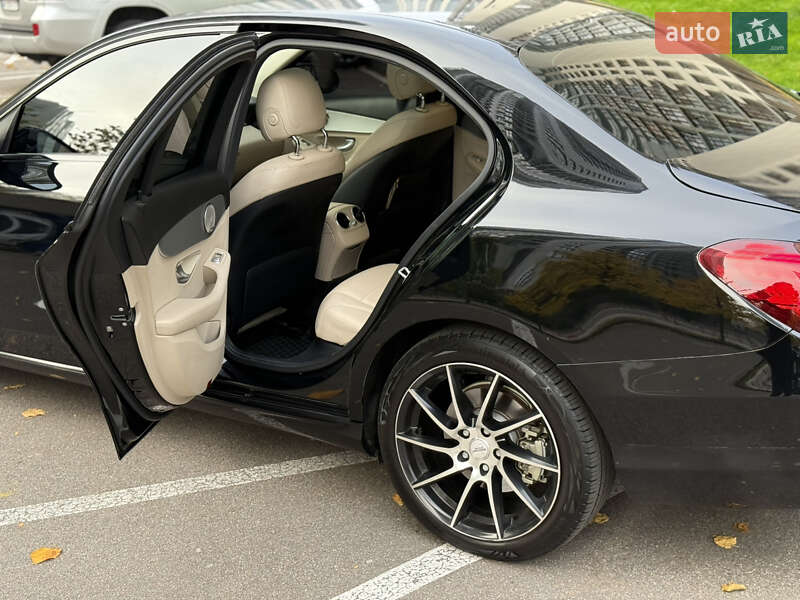 Седан Mercedes-Benz C-Class 2016 в Киеве фото 22 Седан Mercedes-Benz C-Class 2016 в Киеве
