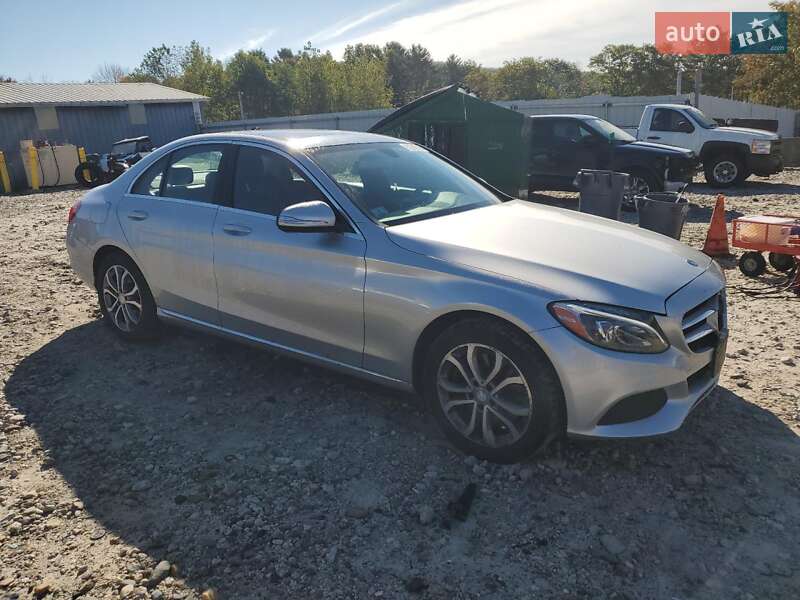 Седан Mercedes-Benz C-Class 2015 в Львове