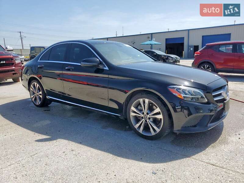 Седан Mercedes-Benz C-Class 2019 в Львові