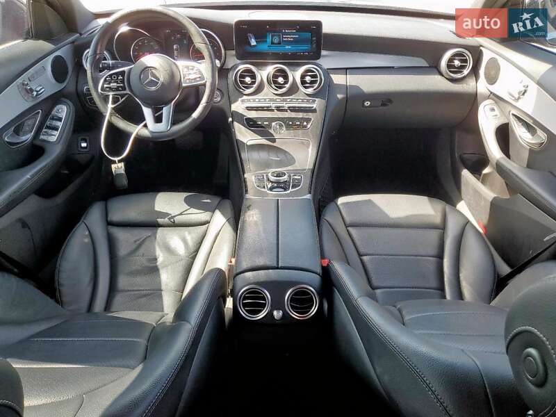 Седан Mercedes-Benz C-Class 2019 в Львові