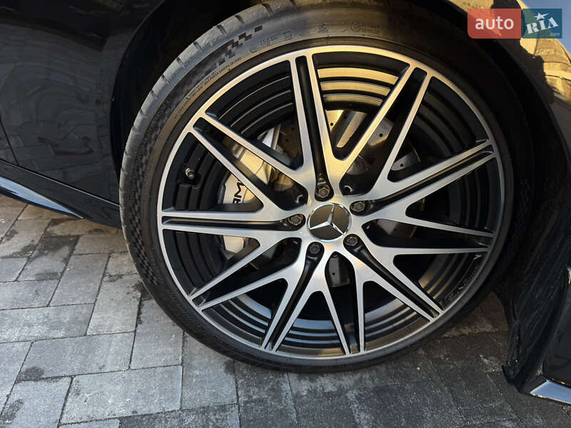 Седан Mercedes-Benz C-Class 2023 в Киеве