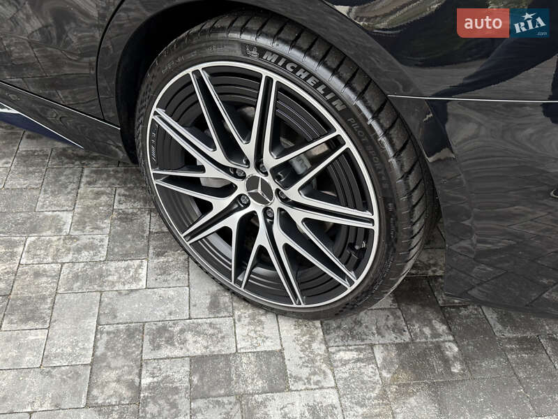 Седан Mercedes-Benz C-Class 2023 в Киеве