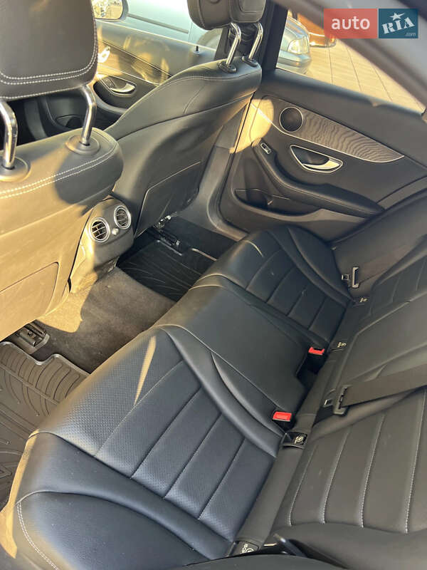 Седан Mercedes-Benz C-Class 2017 в Киеве