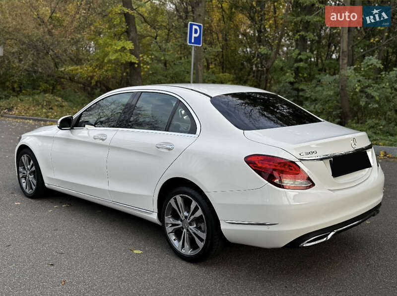 Седан Mercedes-Benz C-Class 2014 в Києві фото 2 Седан Mercedes-Benz C-Class 2014 в Києві