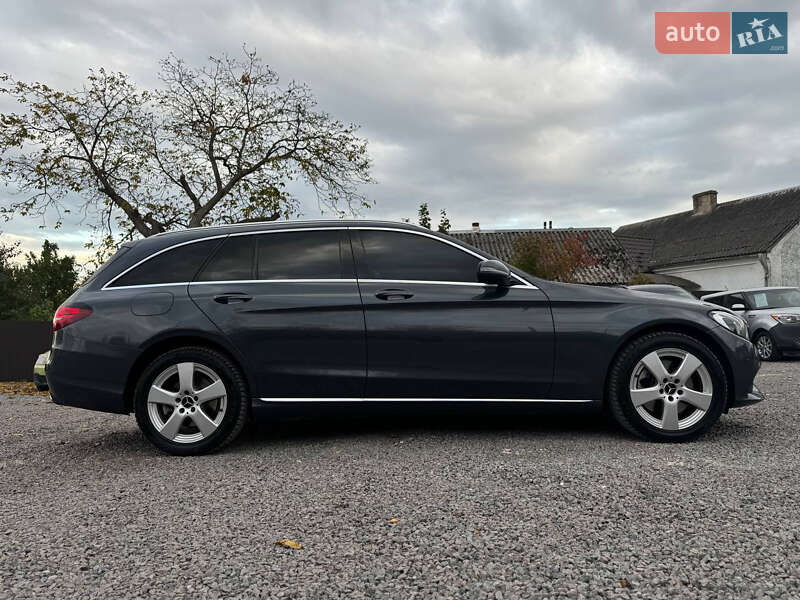 Универсал Mercedes-Benz C-Class 2015 в Кременце