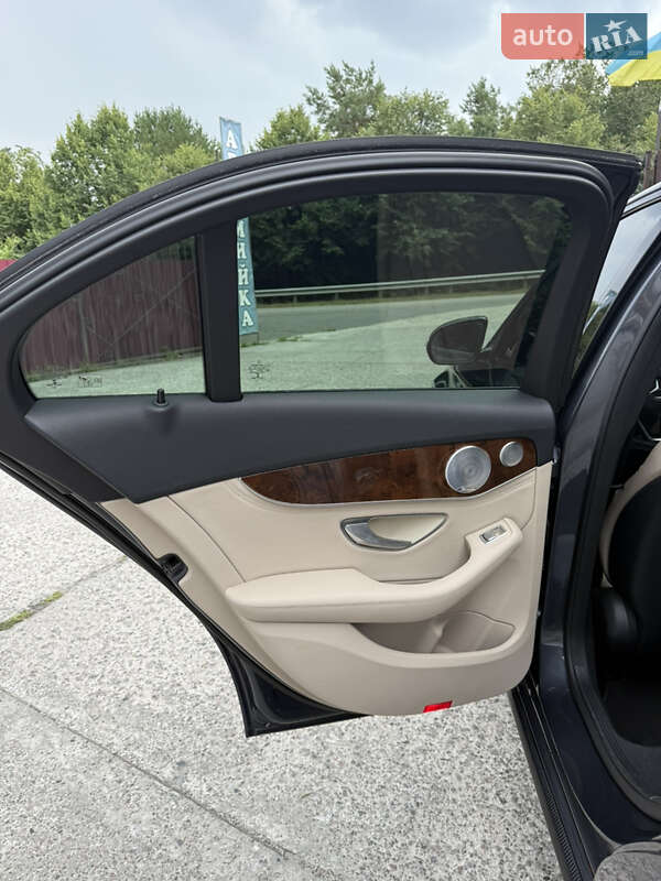 Седан Mercedes-Benz C-Class 2015 в Киеве фото 32 Седан Mercedes-Benz C-Class 2015 в Киеве