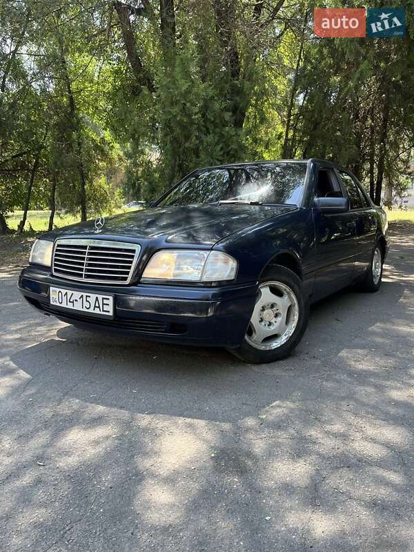 Седан Mercedes-Benz C-Class 1994 в Кам'янському фото Седан Mercedes-Benz C-Class 1994 в Кам'янському