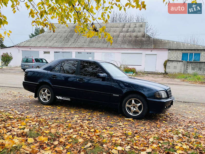 Седан Mercedes-Benz C-Class 1995 в Малій Висці фото 5 Седан Mercedes-Benz C-Class 1995 в Малій Висці