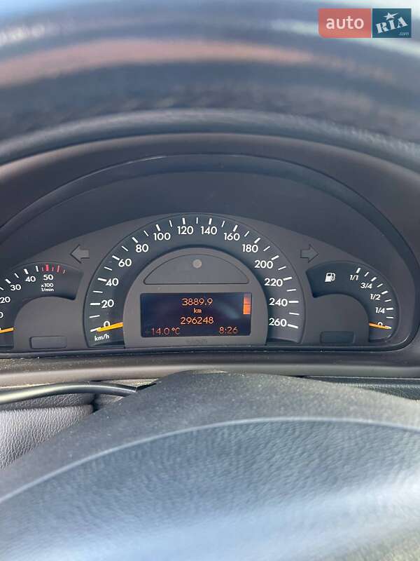 Седан Mercedes-Benz C-Class 2003 в Киеве фото 10 Седан Mercedes-Benz C-Class 2003 в Киеве