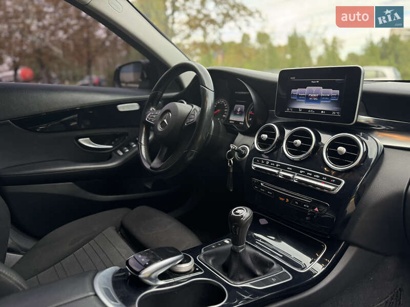 Універсал Mercedes-Benz C-Class 2015 в Києві фото 18 Універсал Mercedes-Benz C-Class 2015 в Києві
