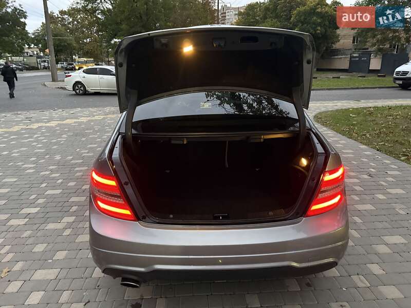 Седан Mercedes-Benz C-Class 2014 в Одессе фото 66 Седан Mercedes-Benz C-Class 2014 в Одессе